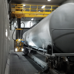 blast room with robotic arm