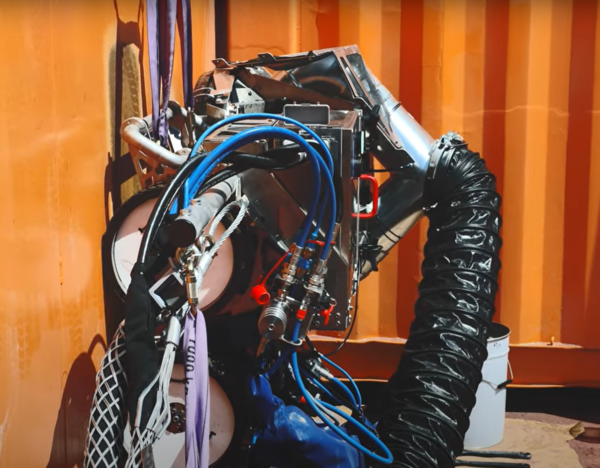10Q Coating Robot (Trailer + Crawler + paint system)